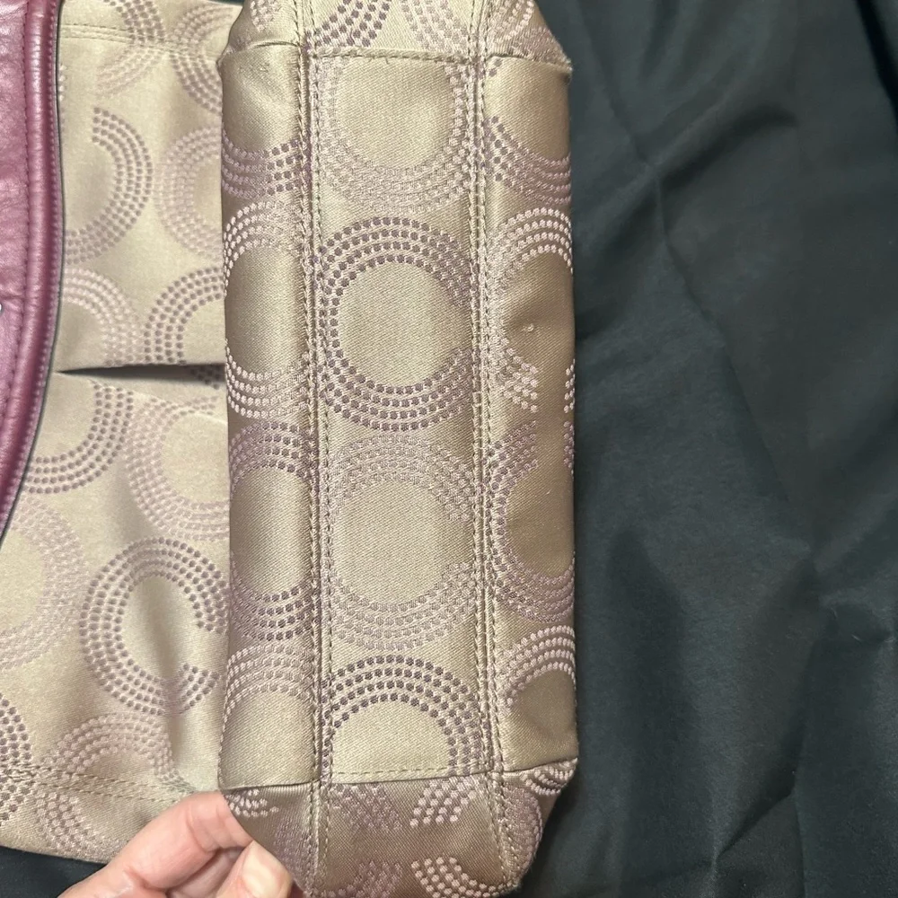 Coach Maroon and Taupe Shoulder Bag - Picture 3 of 9